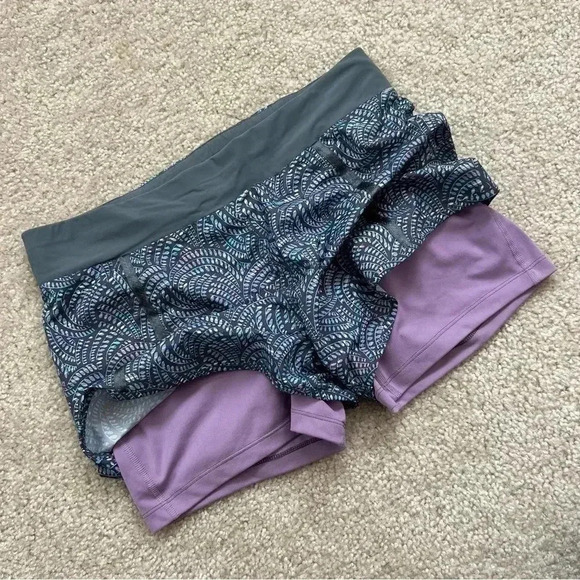 Salomon Women Actilite Athletic Shorts Med Lavender Blue Pattern Running Active. - Picture 12 of 14